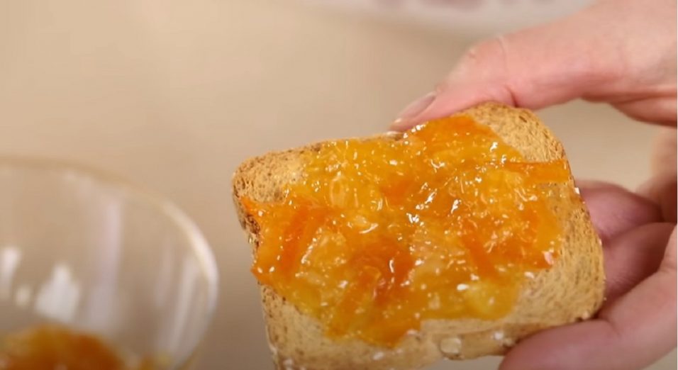 Marmellata di arance fatta in casa senza zucchero: la ricetta