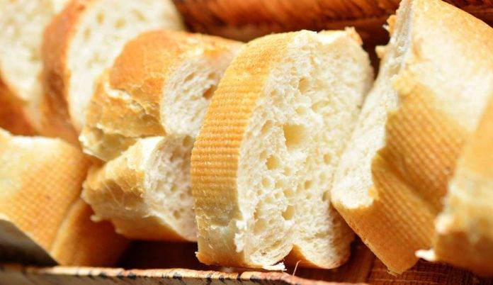 Pane leggero senza lievito | Impasto con bicarbonato