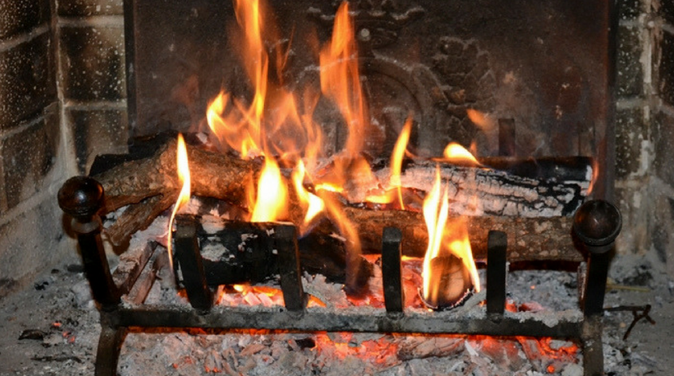 Cenere: 6 modi per riutilizzarla rispettando l’ambiente