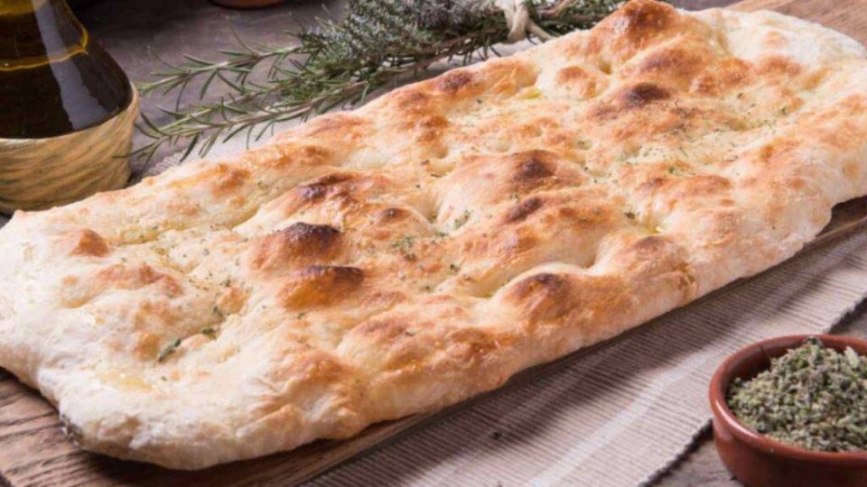 Schiacciata romana velocissima | Pronta in 10 minuti