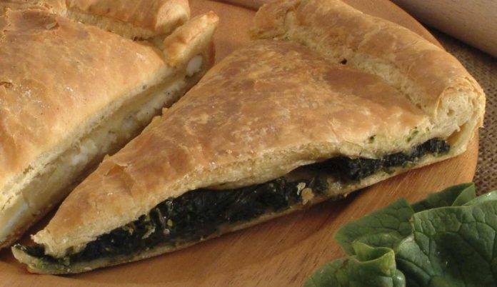 Torta salata vegana alle erbe ed olive | Deliziosa e leggera