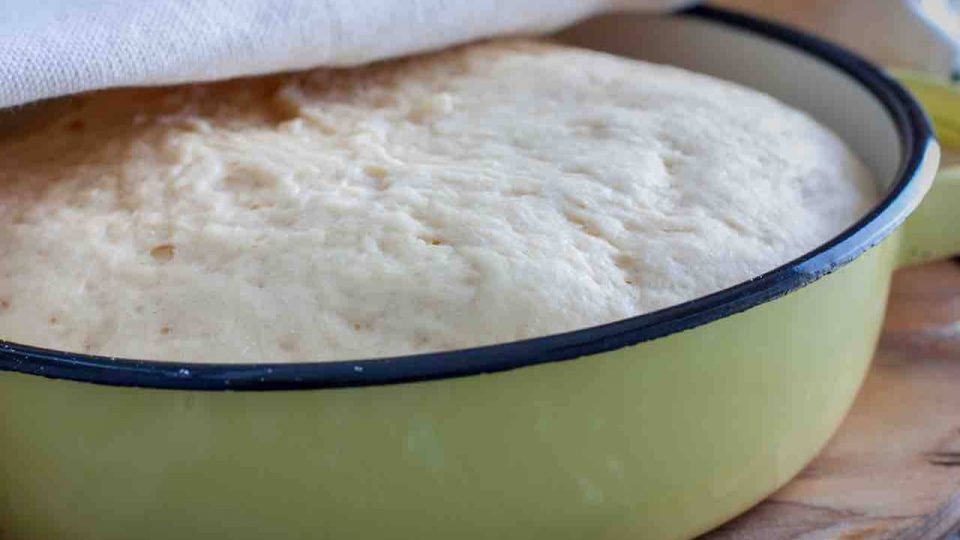 Impasto di pane di patate, dal meridione una tradizione contadina
